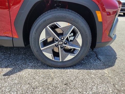 Certified 2025 Hyundai Tucson SEL image 3