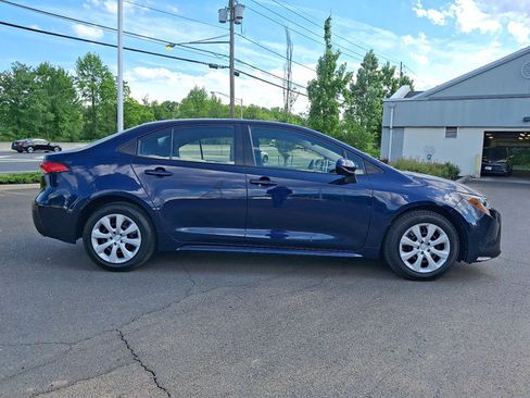 Used 2020 Toyota Corolla LE FWD image 27