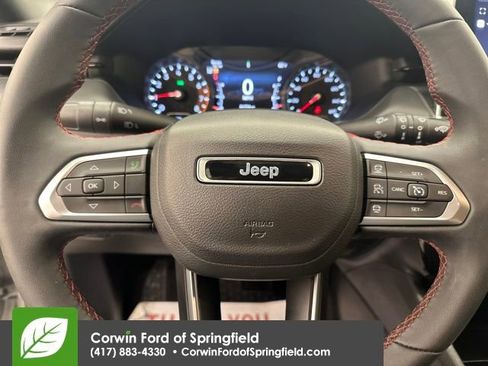 Used 2024 Jeep Compass Trailhawk image 30