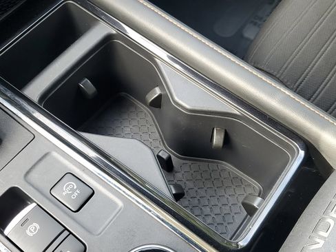 Certified 2023 Nissan Pathfinder Rock Creek image 24