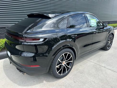 Used 2026 Porsche Cayenne E-Hybrid Coupe AWD/4WD image 9