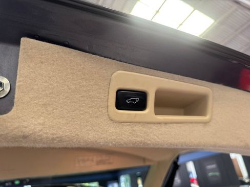 Used 2015 Lexus RX 450h FWD image 46