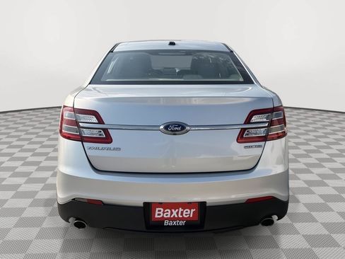 Used 2018 Ford Taurus SE FWD image 7