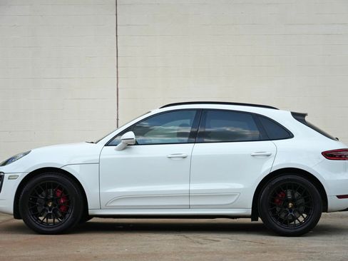 Used 2018 Porsche Macan GTS w/ Premium Package Plus AWD/4WD image 8