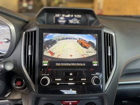 Used 2019 Subaru Crosstrek 2.0i Limited w/ Moonroof Package w/Navigation AWD/4WD image 28