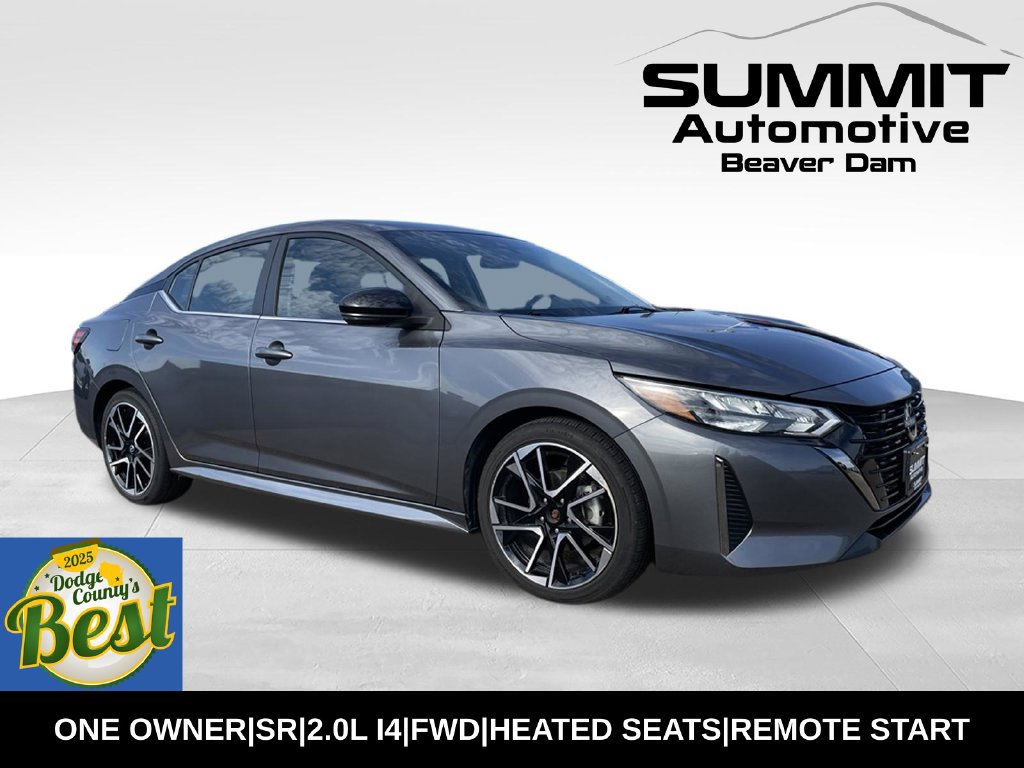 Used 2025 Nissan Sentra SR FWD image 1