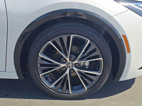 Certified 2026 Toyota Prius XLE FWD image 9