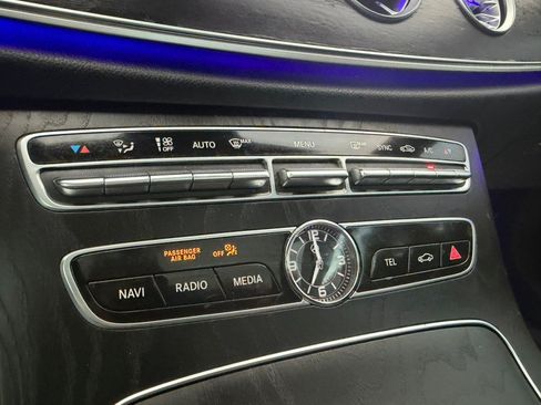 Used 2018 Mercedes-Benz E 400 4MATIC Coupe w/ Premium 2 Package image 27