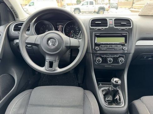 Used 2011 Volkswagen Golf 2-Door image 17