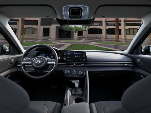 New 2026 Hyundai Elantra SE FWD image 11