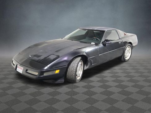 Used 1995 Chevrolet Corvette Coupe RWD image 11
