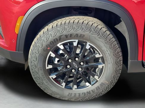 New 2026 Chevrolet Traverse Z71 w/ Enhanced Driving Package image 17