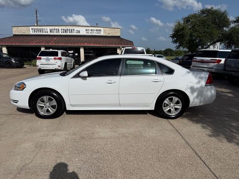 Used 2014 Chevrolet Impala Limited LS FWD image 4