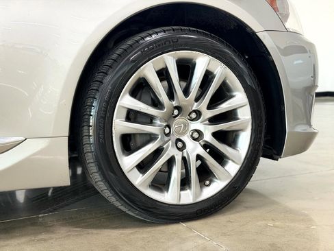 Used 2017 Lexus LS 460 image 10