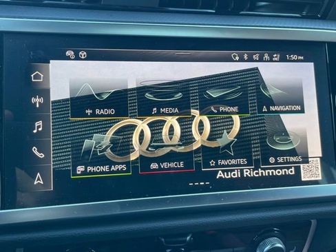 Certified 2025 Audi Q3 2.0T Premium Plus w/ Premium Plus Package image 9