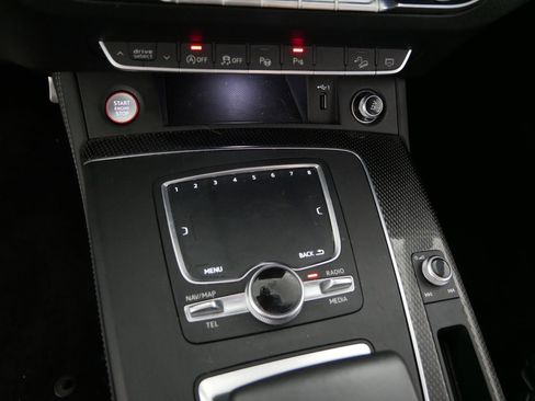 Used 2020 Audi SQ5 Prestige image 29