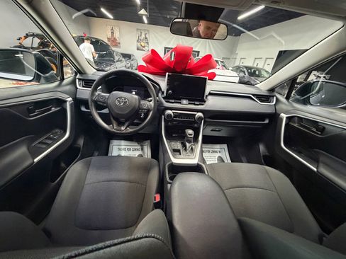 Used 2025 Toyota RAV4 LE image 26