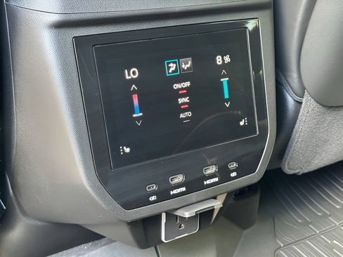 New 2026 GMC Yukon XL Denali Ultimate w/ LPO, Floor Liner Package AWD/4WD image 21