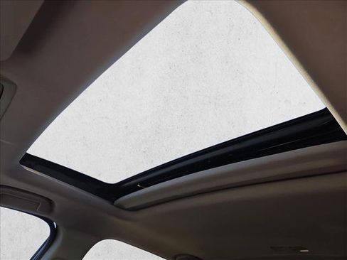 Used 2018 Honda CR-V EX image 15