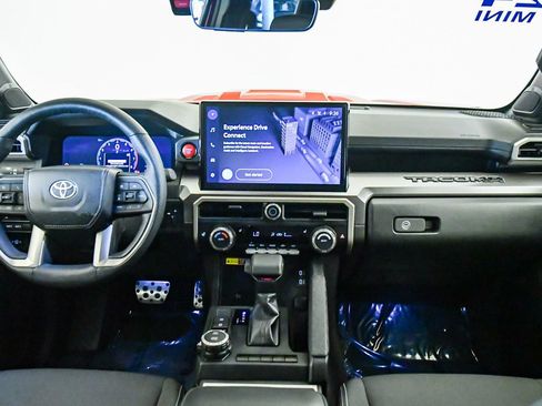 Used 2024 Toyota Tacoma TRD Sport w/ TRD Sport Upgrade Package image 16