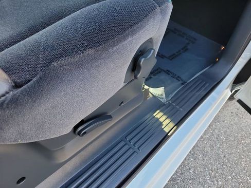 Used 2001 GMC Sierra 1500 SLE image 31