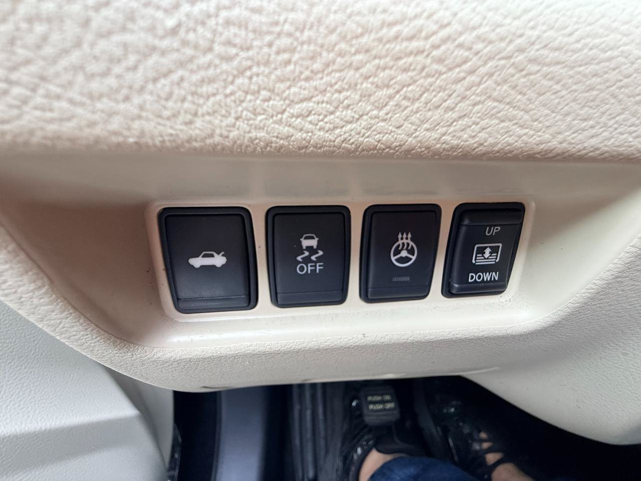 Used 2016 Nissan Maxima Platinum FWD image 25