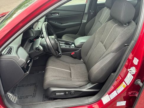 Used 2024 Honda Accord Sport image 10