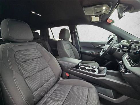 Used 2026 Chevrolet Equinox LT FWD image 19