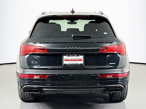 Used 2024 Audi Q5 e Prestige w/ Prestige Package AWD/4WD image 3