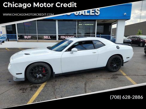 Used 2012 Dodge Challenger SRT8 w/ Premium Sound Group image 1