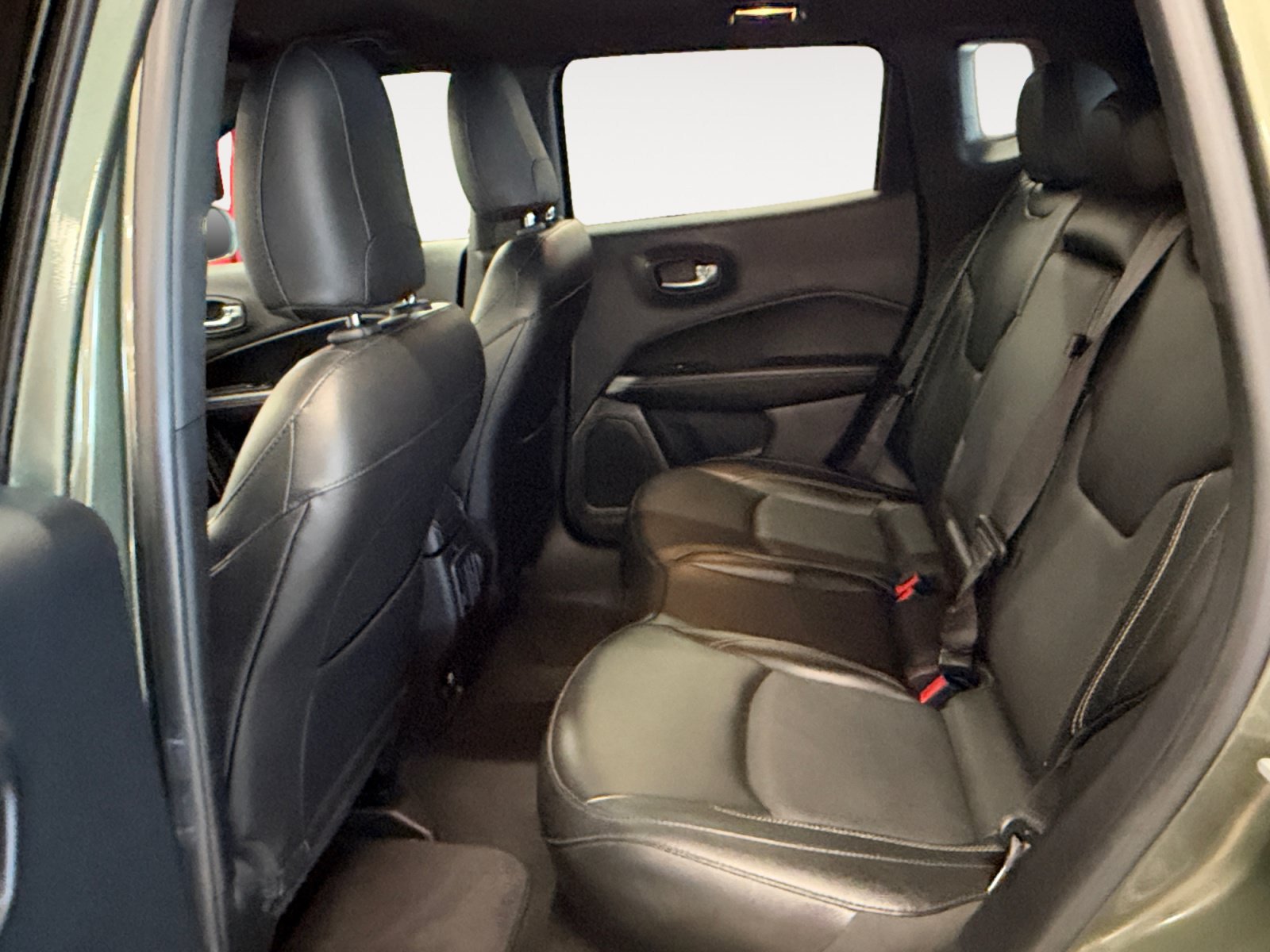 Used 2021 Jeep Compass Latitude AWD/4WD image 24