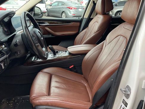 Used 2015 BMW X5 xDrive50i AWD/4WD image 13