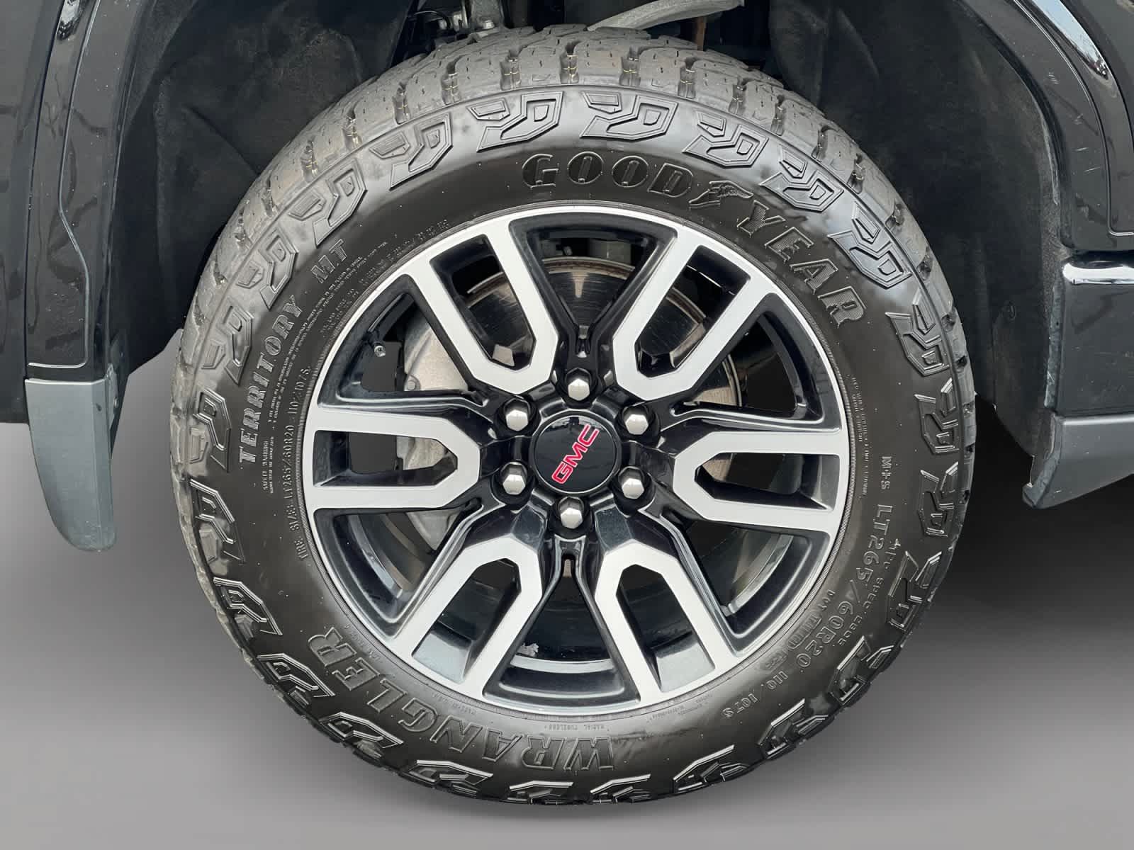 Used 2023 GMC Sierra 1500 AT4 w/ AT4 Premium Package AWD/4WD image 19