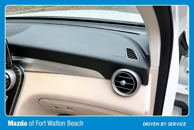 Used 2021 Mercedes-Benz GLC 300 image 22