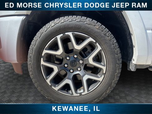 Used 2025 RAM 1500 Laramie w/ Sport Appearance Package AWD/4WD image 14