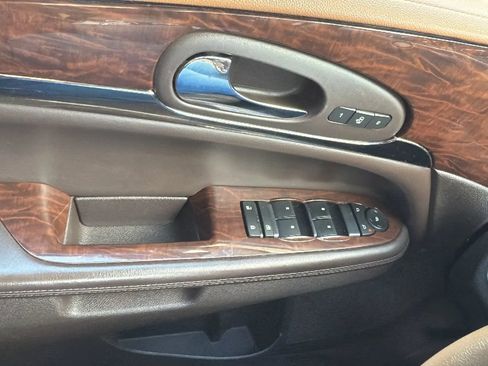Used 2013 Buick Enclave Leather image 21