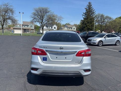 Used 2016 Nissan Sentra S FWD image 7