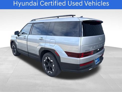 Used 2025 Hyundai Santa Fe SEL image 4