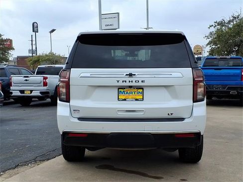 Used 2022 Chevrolet Tahoe LT w/ Luxury Package image 6