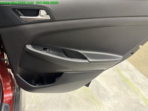 Used 2018 Hyundai Tucson SE AWD/4WD image 29