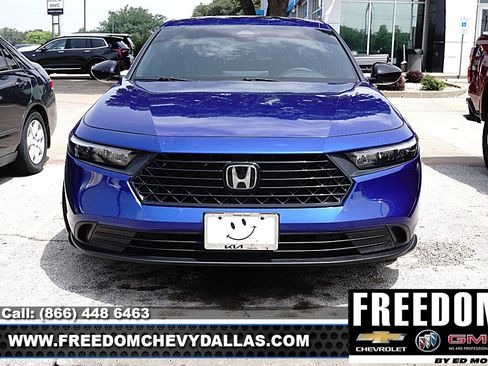 Used 2024 Honda Accord Sport image 2