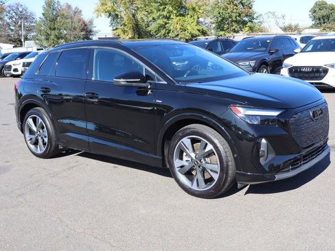 Used 2024 Audi Q4 e-tron Premium Plus w/ Premium Plus image 3