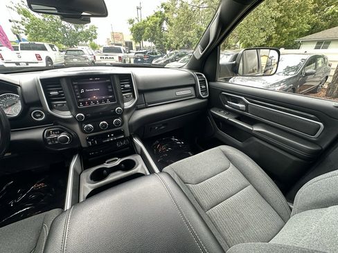 Used 2019 RAM 1500 Big Horn AWD/4WD image 32