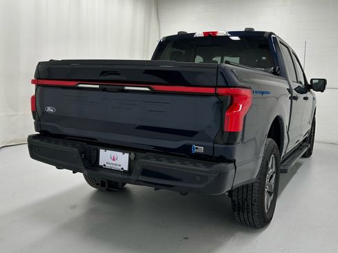 Used 2024 Ford F150 Lightning Pro image 6