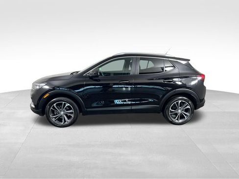 Used 2023 Buick Encore GX Select w/ Safety Package II AWD/4WD image 2