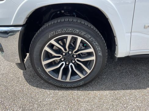 New 2026 RAM 1500 Limited AWD/4WD image 32