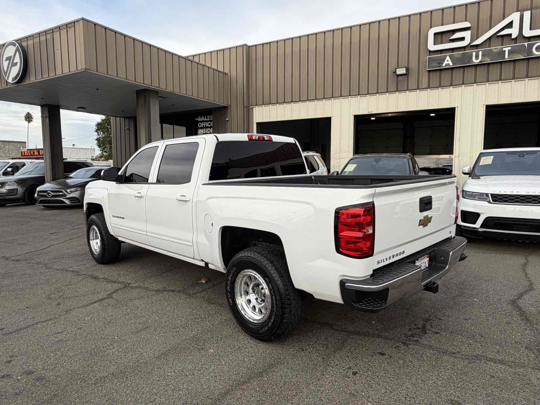 Used 2016 Chevrolet Silverado 1500 LT w/ All Star Edition RWD image 3