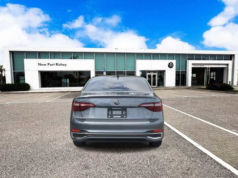 Used 2024 Volkswagen Jetta SEL image 7