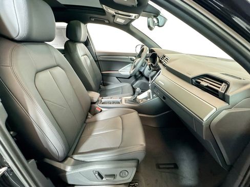 New 2025 Audi Q3 2.0T Premium image 26