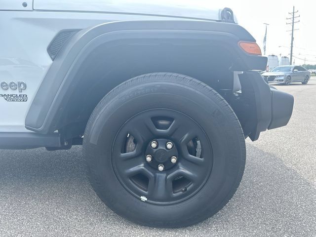 Used 2020 Jeep Wrangler Unlimited Sport AWD/4WD image 12